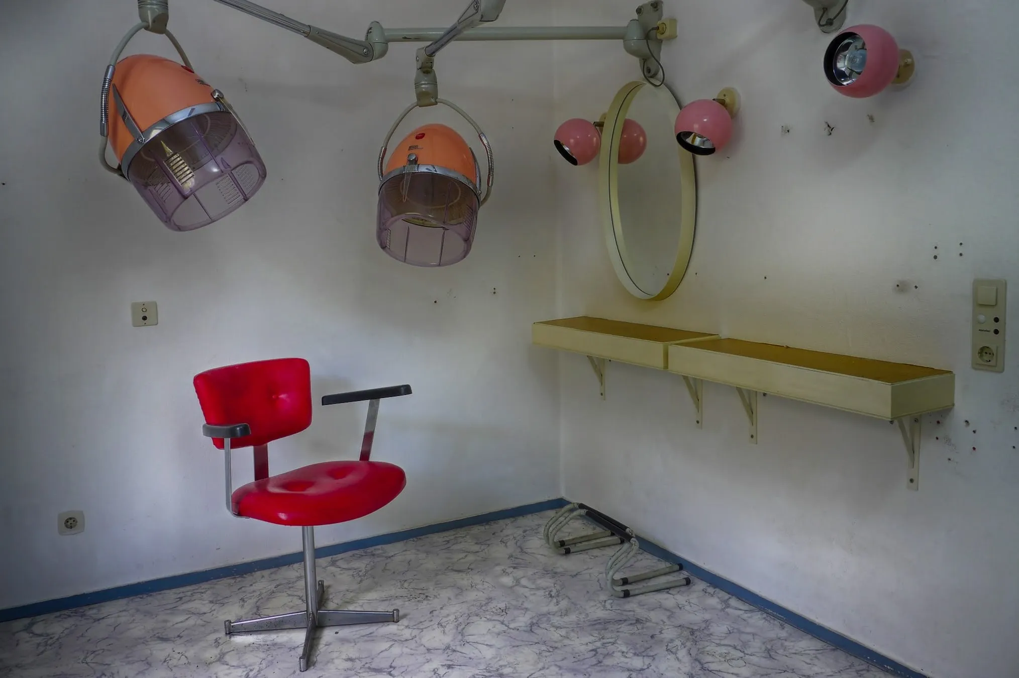 Zola Hair Salon: A Launch Plan and Brand for a Salon